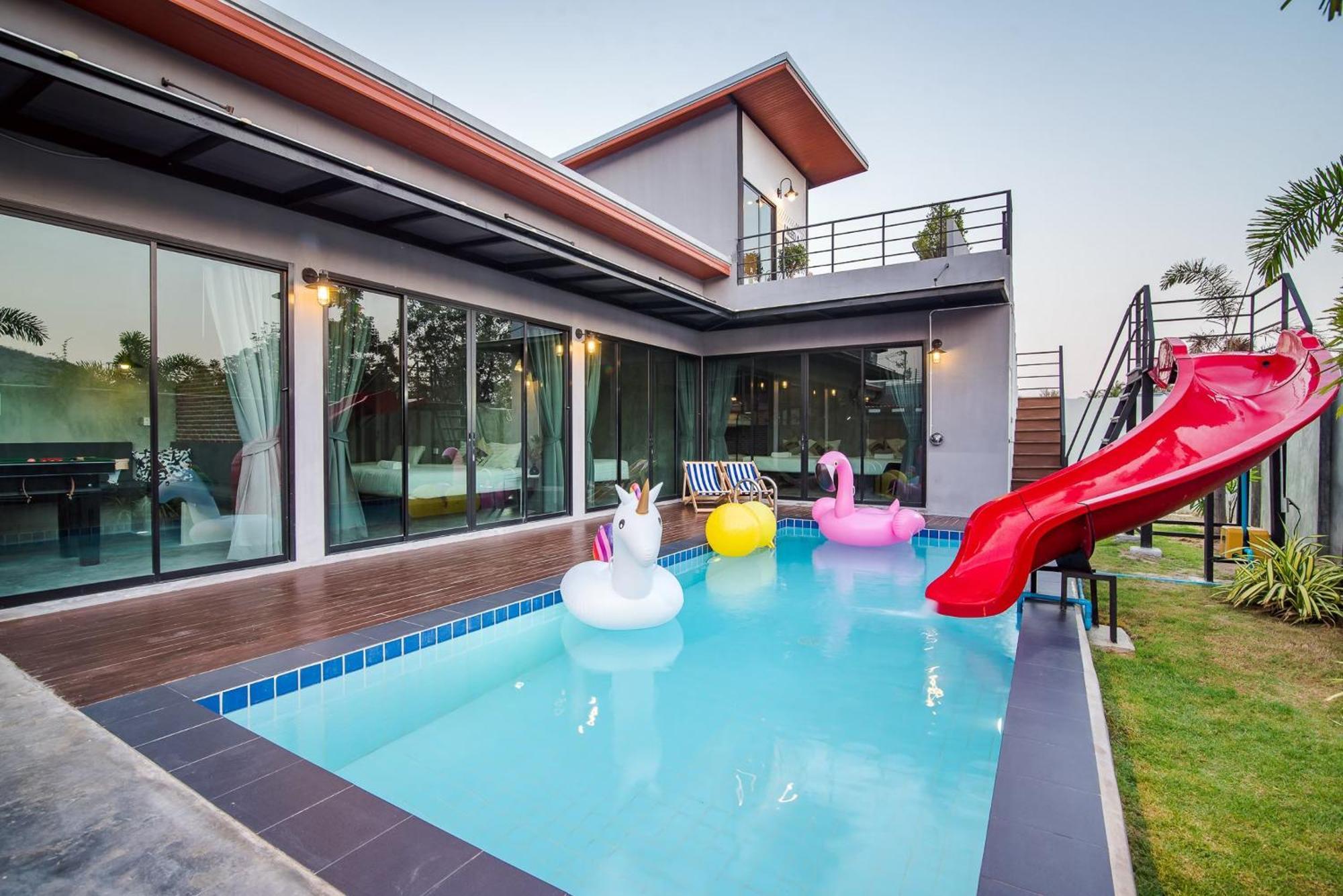 El Mar Pool *