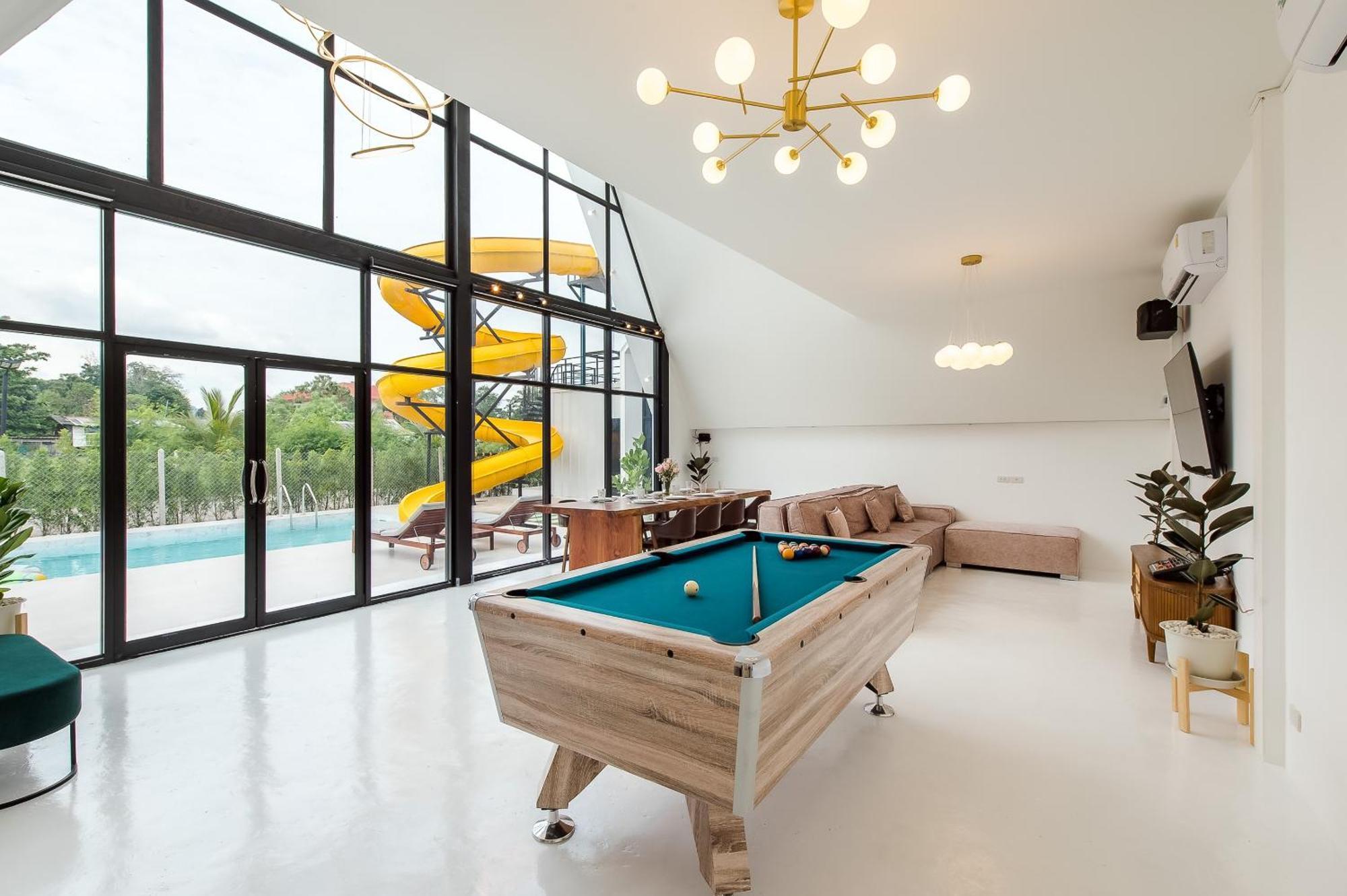 El Mar Pool Ban Bo Fai